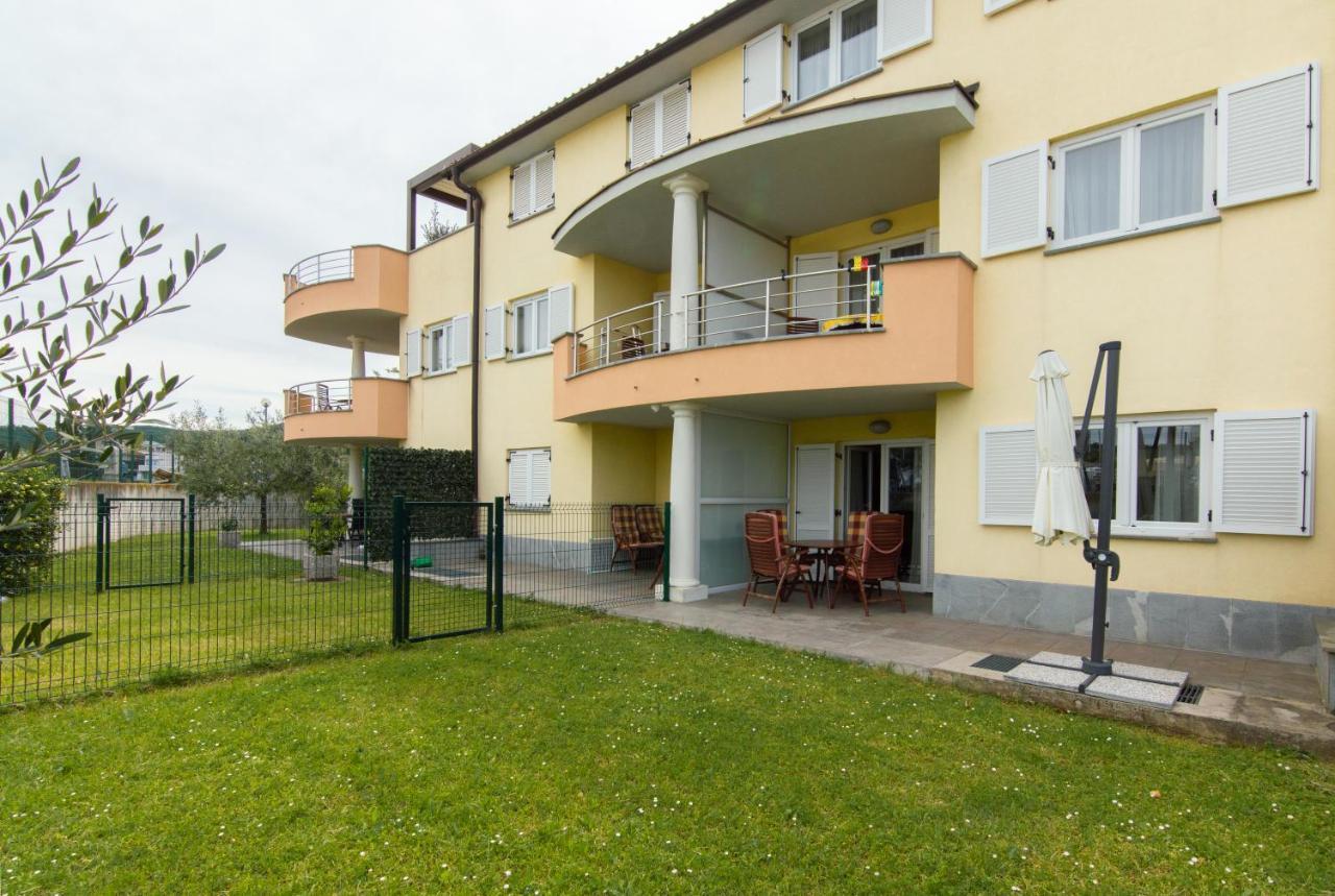 Residence Marina Rose M Apartment By Locap Group Portorož Exteriör bild