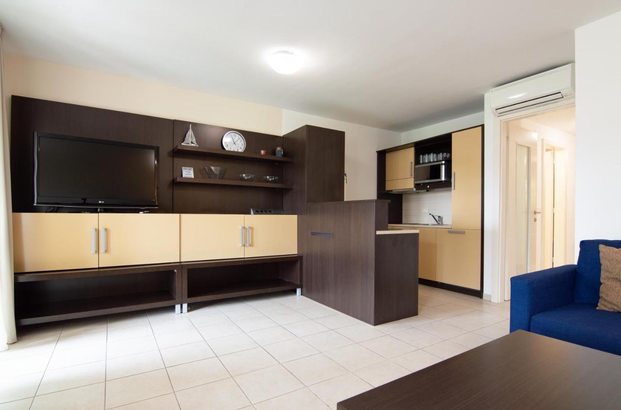 Residence Marina Rose M Apartment By Locap Group Portorož Exteriör bild